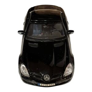 Maisto Model Car Mercedes Benz SLK Black 1:18 Scale Model Car Diecast Model Car